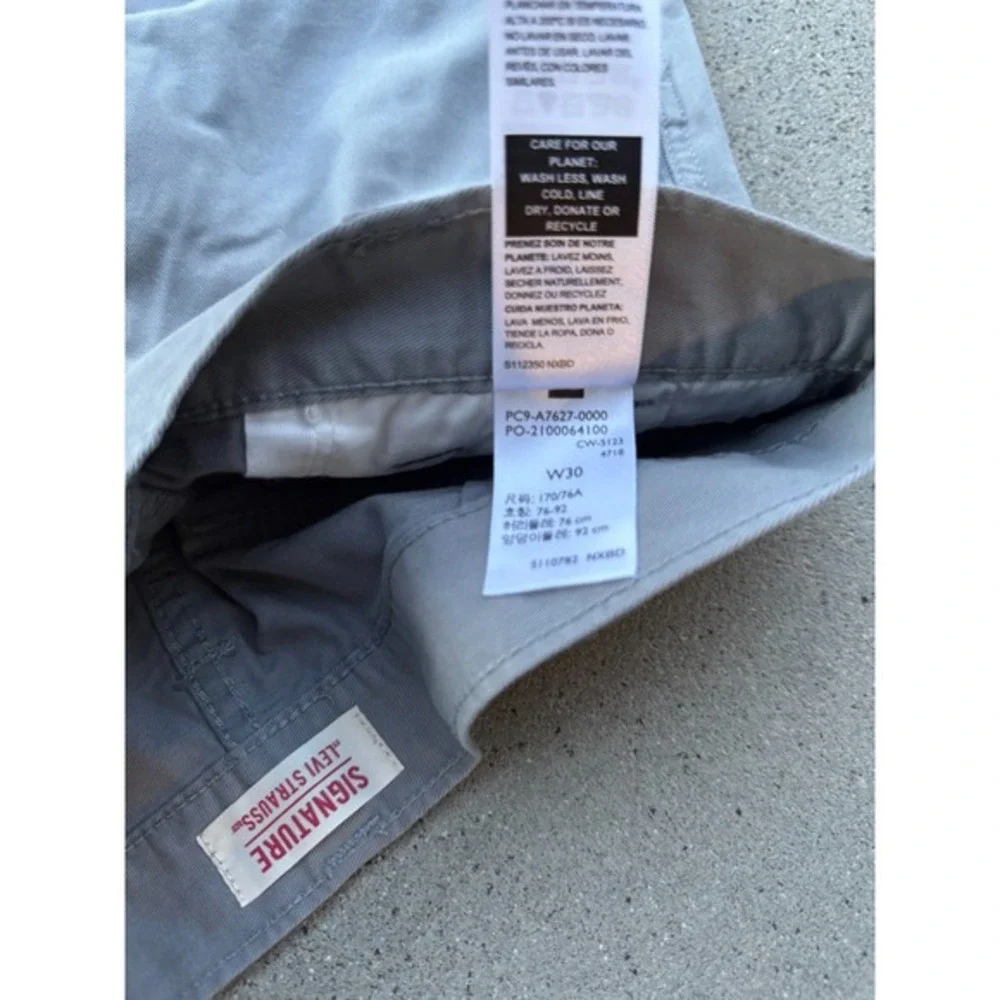 Levi's Signature Men's Secure Cargo Shorts‎ Size 30 Grey